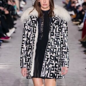 NWT LONGCHAMP BLACK WHITE LOGO LEATHER JACKET SZ US S‎